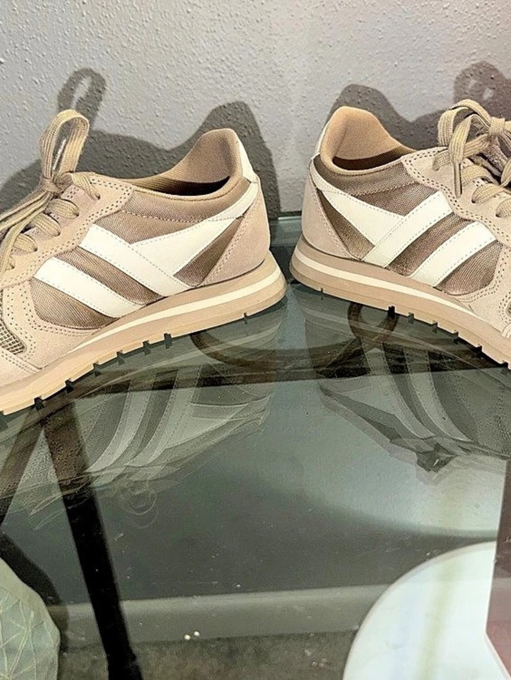Gola Daytona 86 Women's Cream Sneakers US 7.5